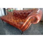 Recamiere Pompadour Chesterfield Rechtsseitig  C12 Antikwhisky