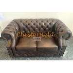 Windsor XL Antik Mittelbraun 2-Sitzer Chesterfield Sofa