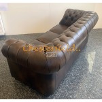 Windsor XL Antik MIttelbraun 3-Sitzer Chesterfield Sofa